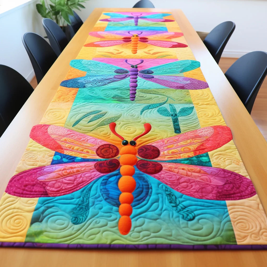 Dragonfly TAI261223104 Quilted Table Runner