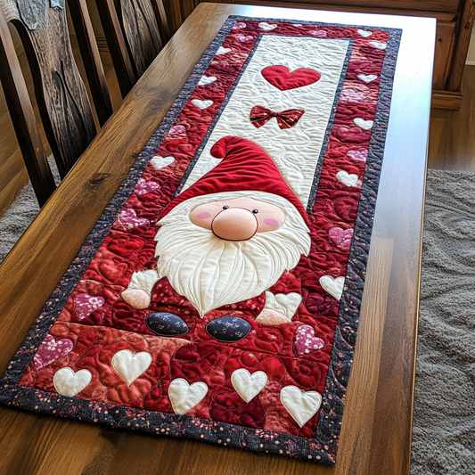 Valentine Gnome DAI090125312 Quilted Table Runner