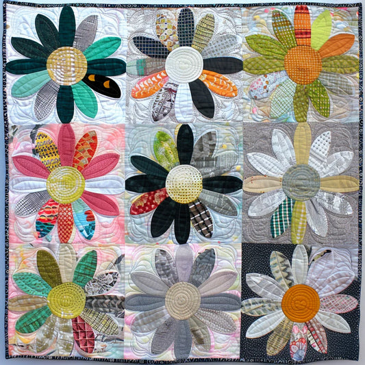 Daisy Flower TAI030524073 Quilt Blanket