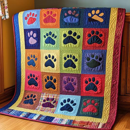 Dog Paw DAI241224312 Quilt Blanket