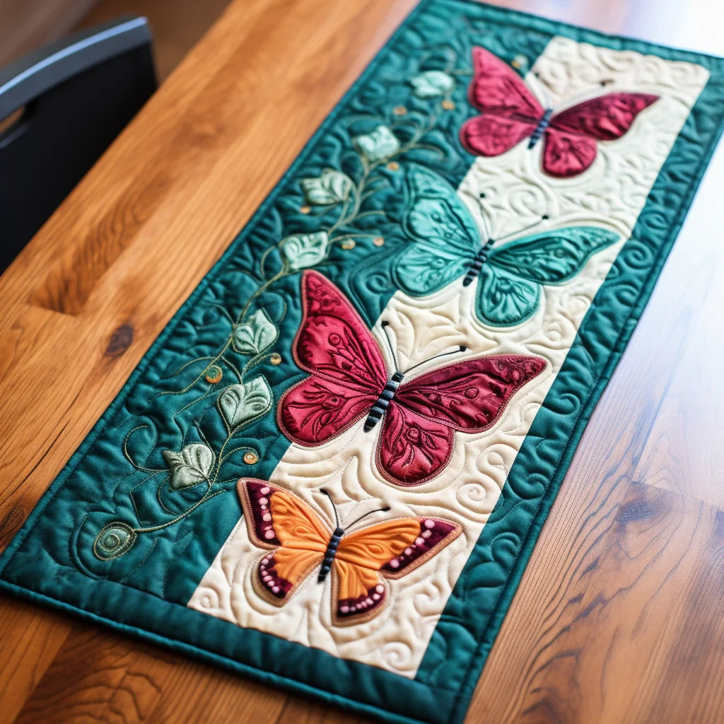 Butterfly TAI13122342 Quilted Table Runner