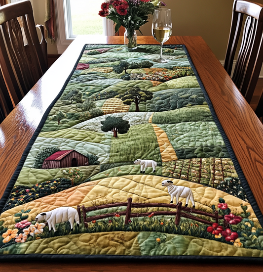 Farm Hill DAI150125322 Quilted Table Runner