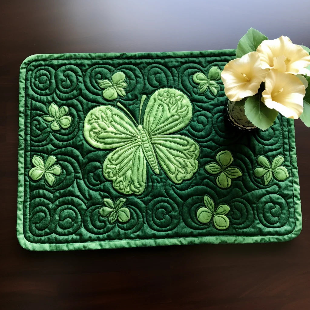 Shamrock Butterfly TAI040124180 Quilted Placemats