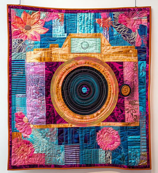 Camera DAI150125001 Quilt Blanket
