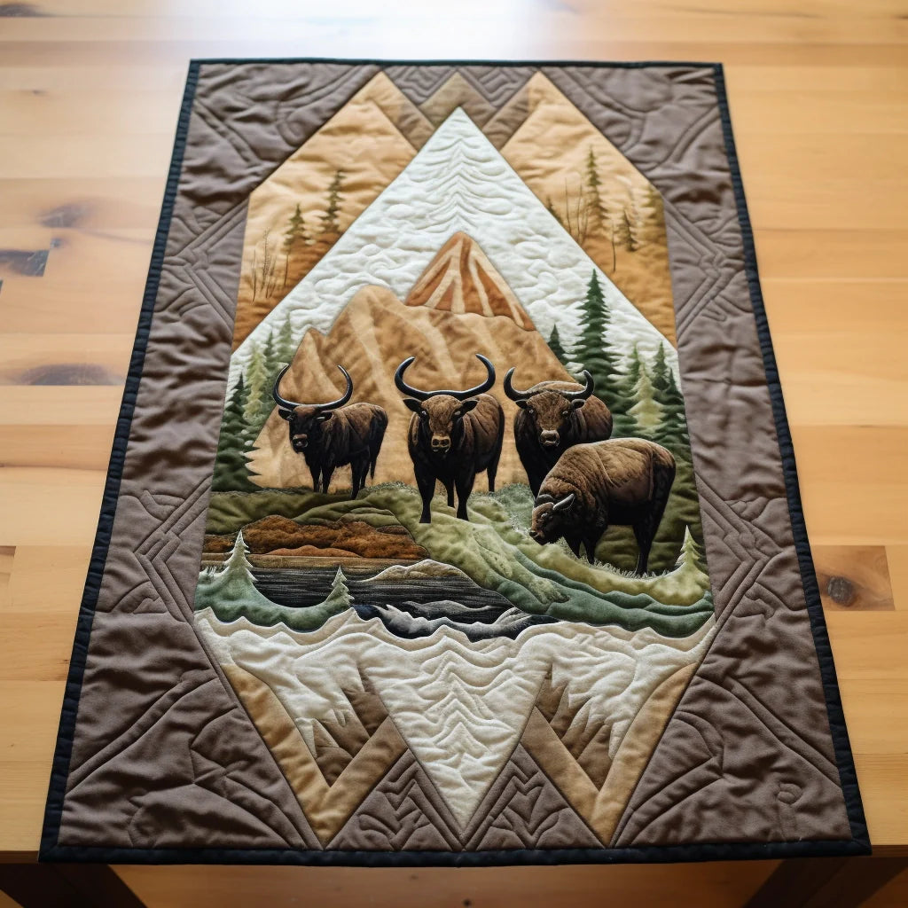 Bison TAI271223086 Quilted Table Runner