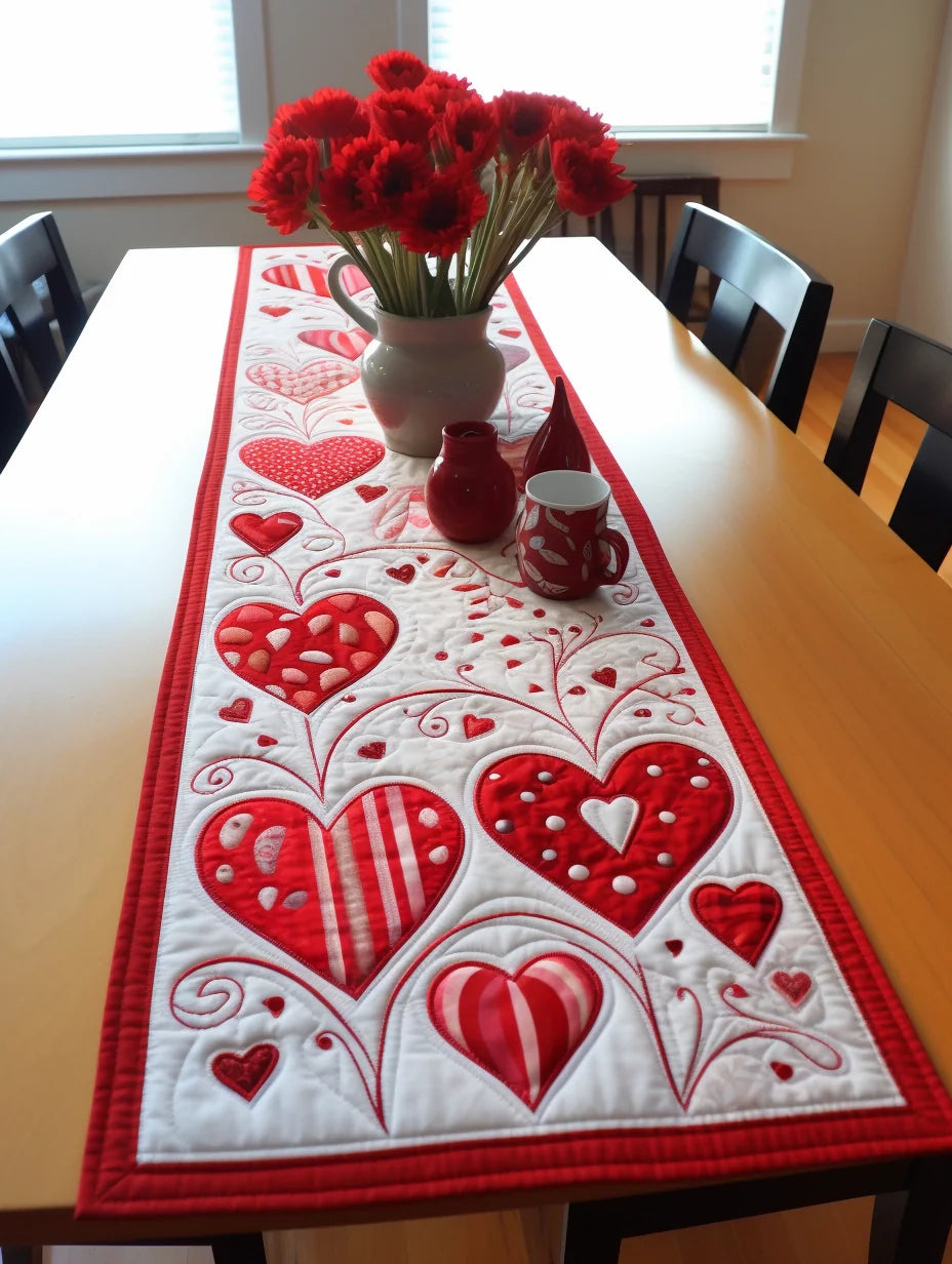 Heart TAI260224422 Quilted Table Runner