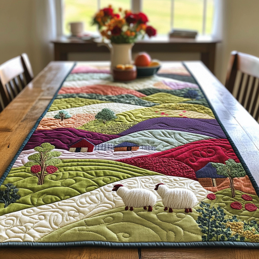 Farm Hill DAI150125324 Quilted Table Runner