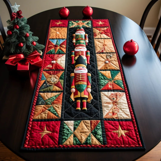 Nutcracker TAI060123147 Quilted Table Runner