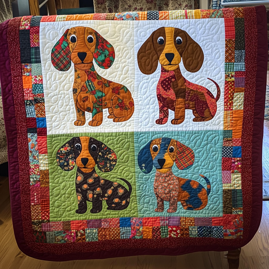 Dachshund DAI190824077 Quilt Blanket