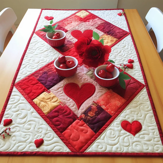 Heart TAI13122363 Quilted Table Runner