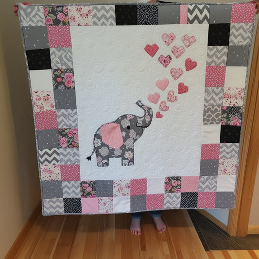 Elephant NTA151024032 Quilt Blanket