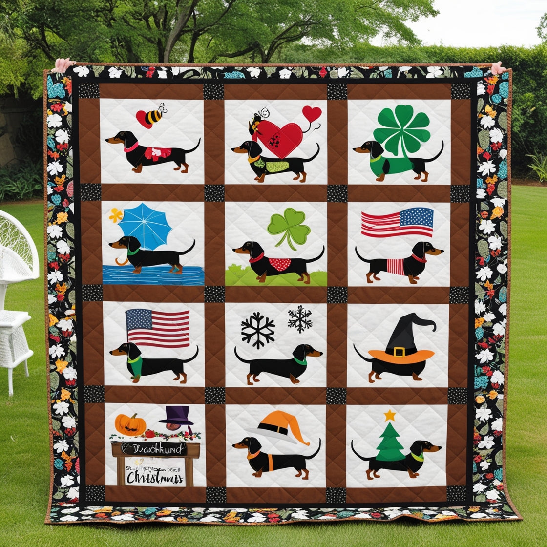 Season Dachshunds NTA151024315 Quilt Blanket