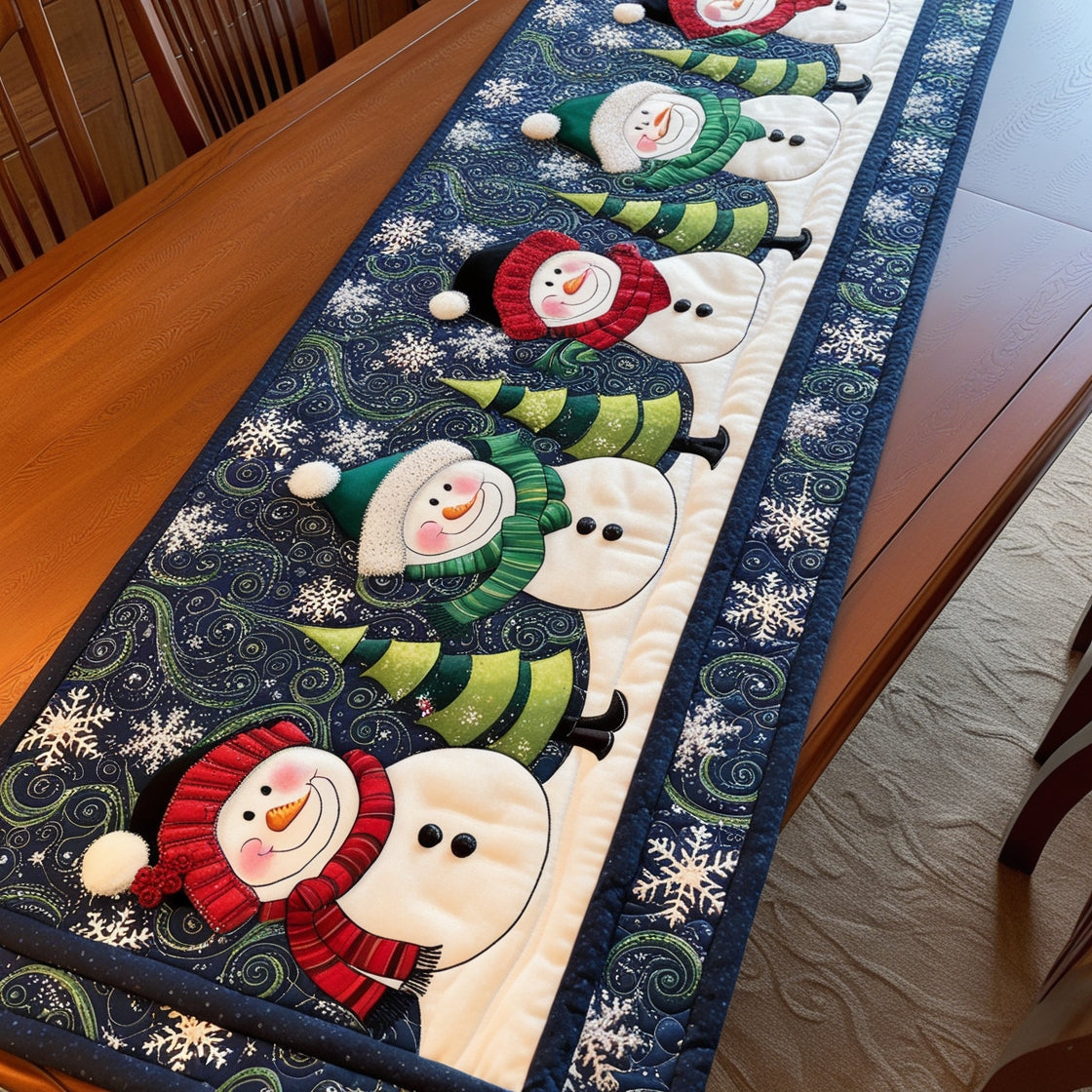 Snowman TAI121024020 Quilted Table Runner